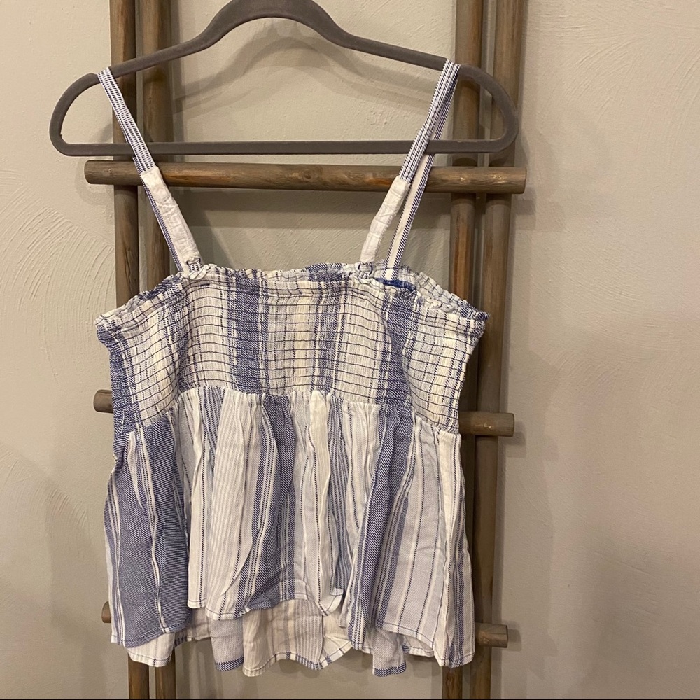 โจNWT Torrid Blue Striped Gauze Smocked Cami - Picture 6 of 9